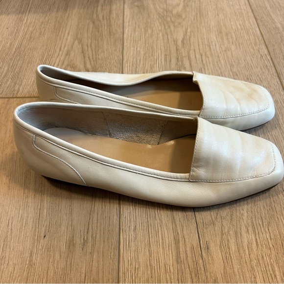 Enzo Angiolini Cream Leather Loafers Size 6 - Picture 2 of 11